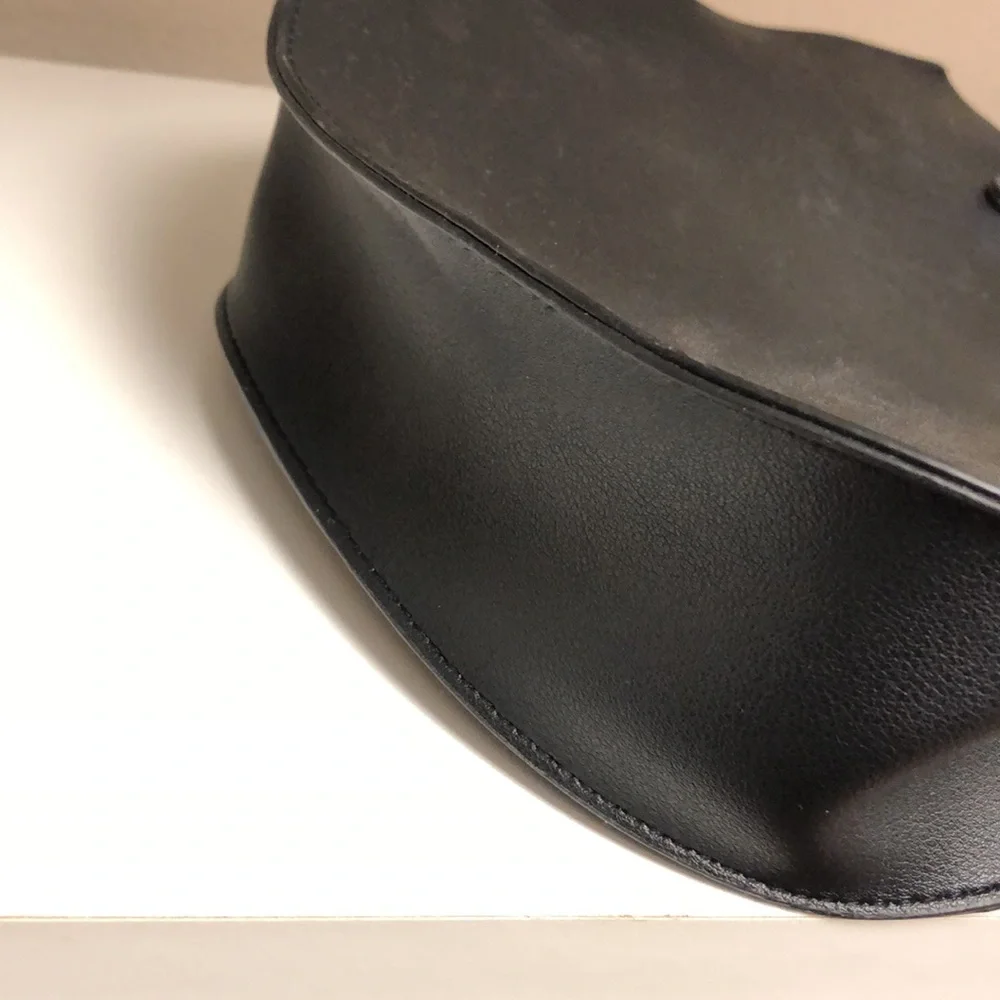 ❗CLEARANCE❗ Black Ring Handle Crossbody Bag Metal Top Handle